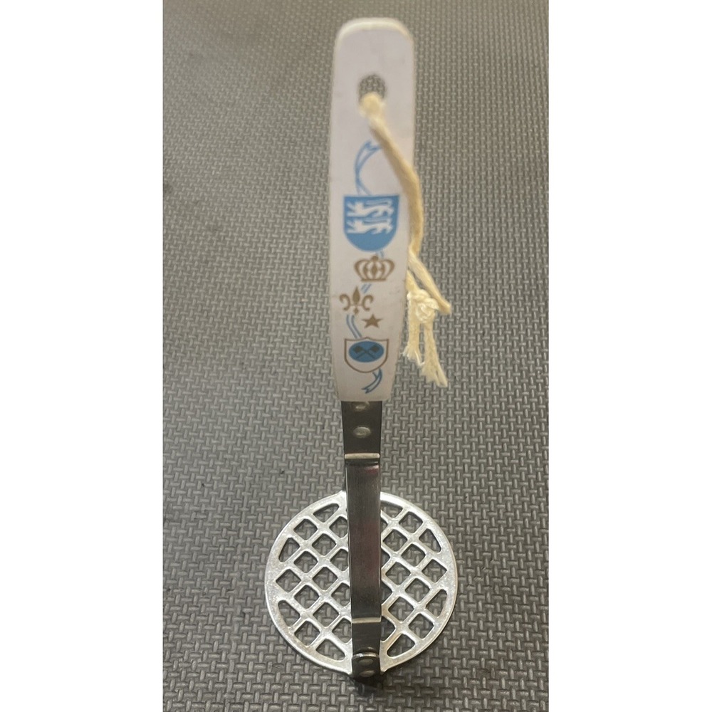 Household Deluxe Potato Masher Japan Stainless Lions Crown Fleur de Lis VINTAGE!